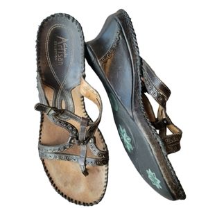 EUC Women's Clarks Artisan Collection Leather Sandals Strappy Brown Size 10